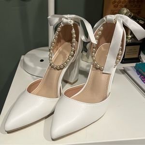 Wedding heels white size 7.5 - Brand New!